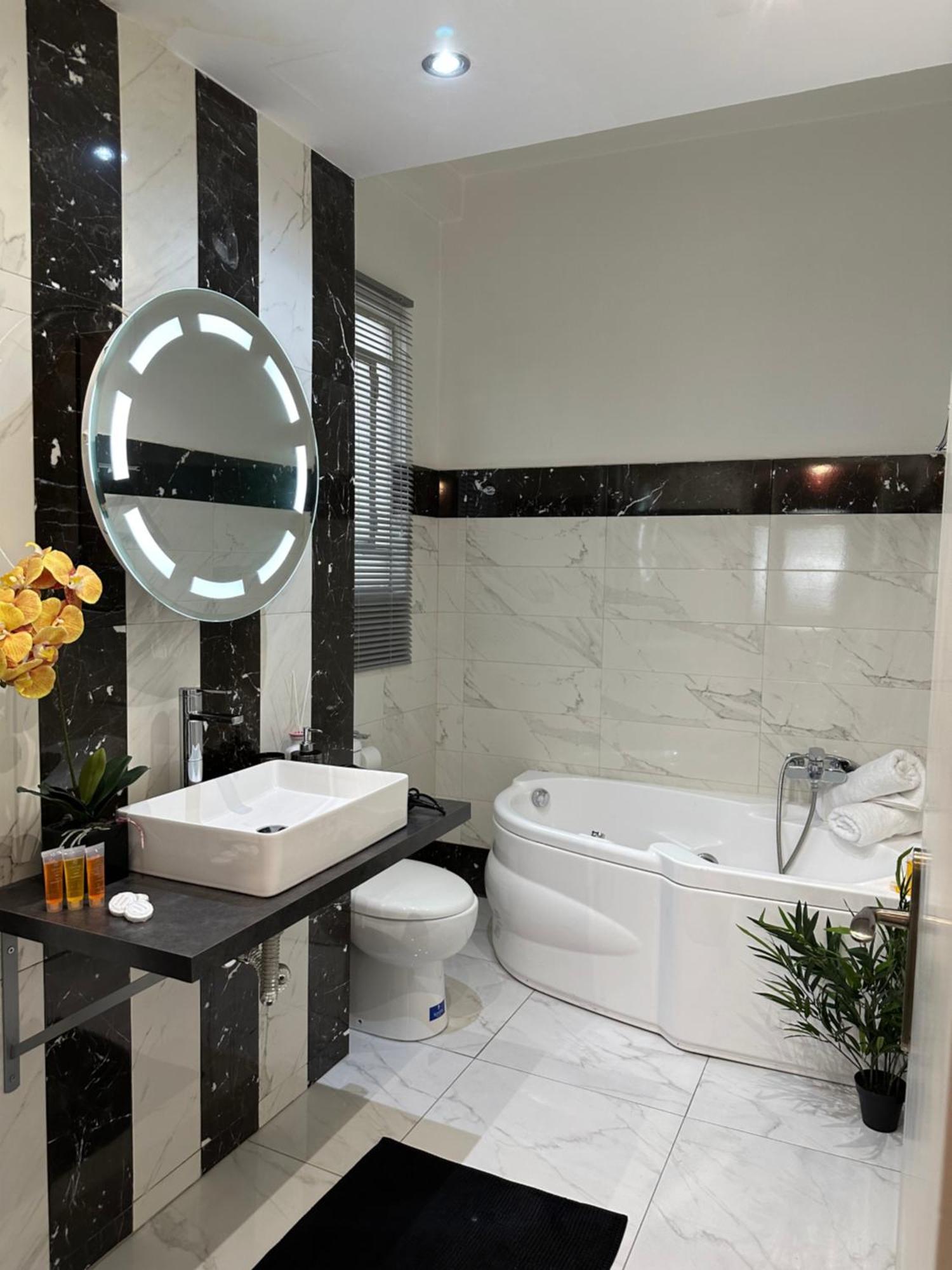 2 Bd Apt In Syntagma With Acropolis View Athene Buitenkant foto